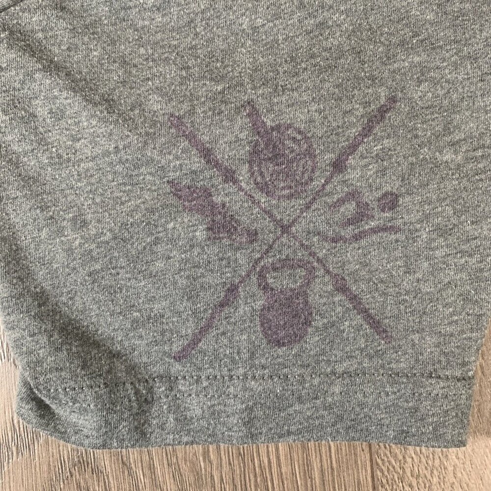 Women’s Grey Tshirt Small  Alamo Community Fitness Chadwick Bozeman Quote - Picture 6 of 8